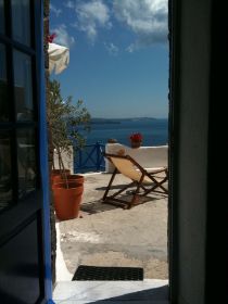 SantoriniBalcony.jpg