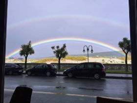 LaxeRainbow.jpg